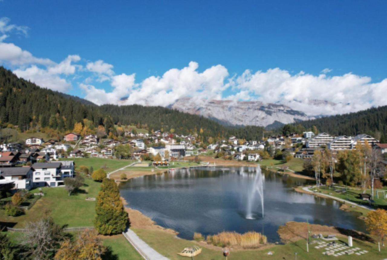 Lovely 1-Bedroom Vacation Studio Apartment With Pool And Sauna Laax Bagian luar foto