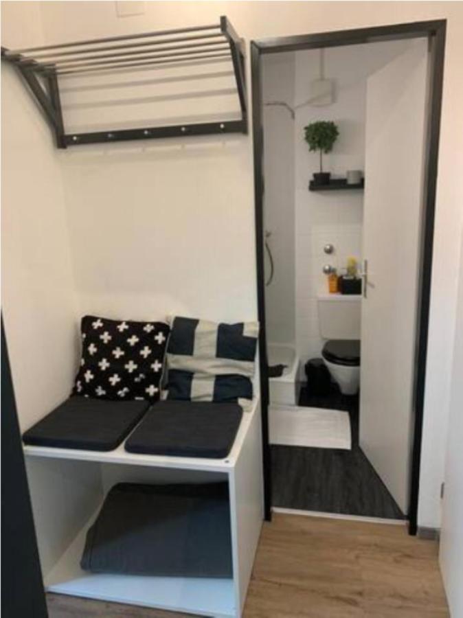 Lovely 1-Bedroom Vacation Studio Apartment With Pool And Sauna Laax Bagian luar foto