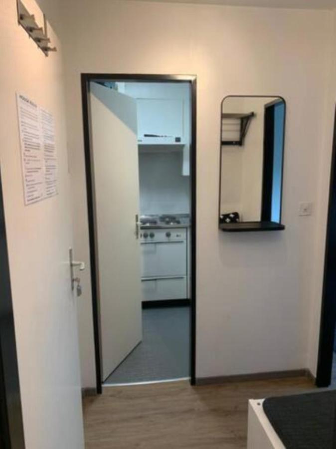 Lovely 1-Bedroom Vacation Studio Apartment With Pool And Sauna Laax Bagian luar foto